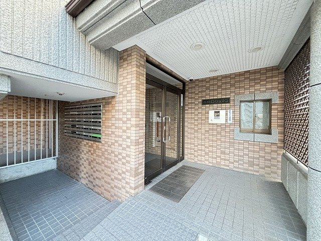 【エントランス】 | 藤崎ロジュマン