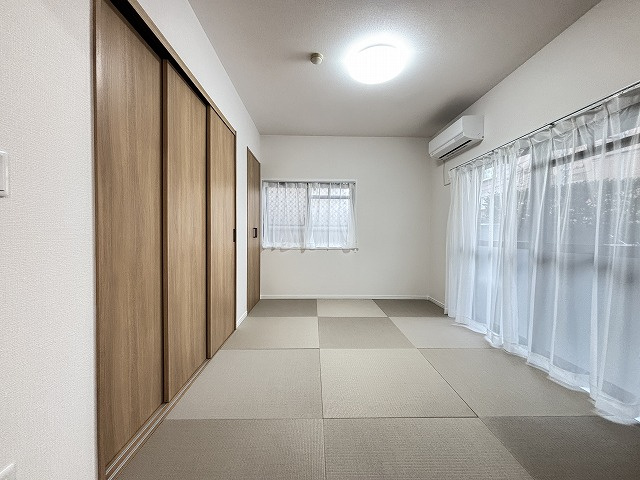 【洋室】 | 藤崎ロジュマン