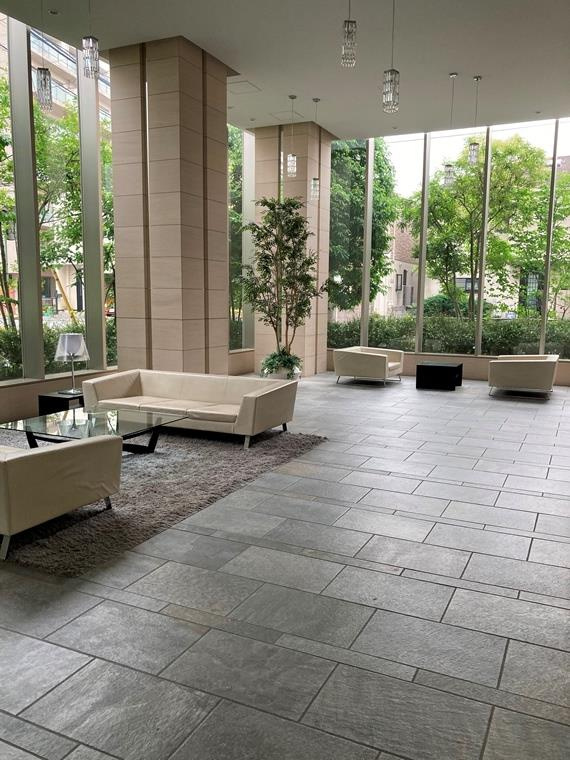 アールブラン二子多摩川レジデンスのロビー