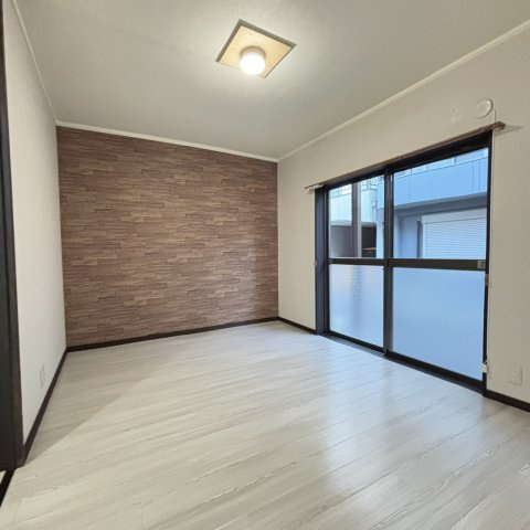 南中振戸建ての居間・リビング