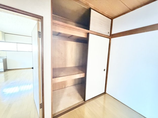 プロミネンスハイツ3号棟の収納|※別部屋参考写真