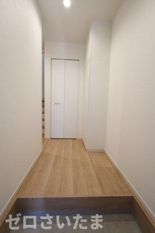 《仲介手数料無料》志木市中宗岡５丁目22-31新築一戸建てKEIAI GRACEの玄関