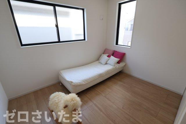 《仲介手数料無料》志木市中宗岡５丁目22-31新築一戸建てKEIAI GRACEの洋室|2階 5.3帖