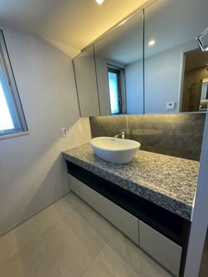 【独立洗面台】 | ザ・パークハウス大阪梅田タワー