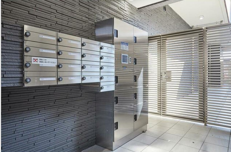 サイクラメント鷺宮のエントランス