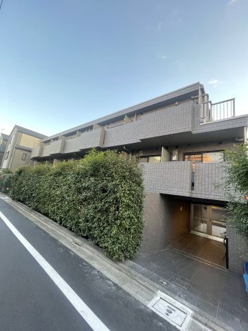 ルーブル荻窪伍番館の外観