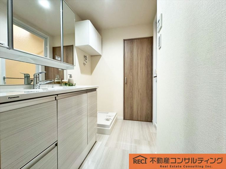 ファミール東灘の独立洗面台