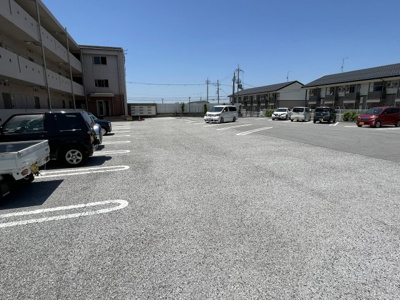 【駐車場】 | ブリリアンスシティー