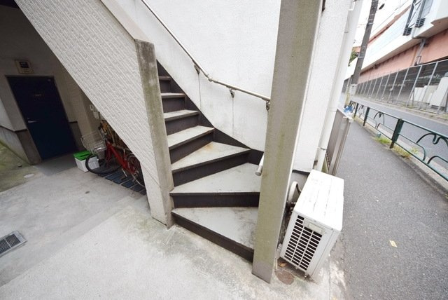 リバーサイド四つ木のロビー