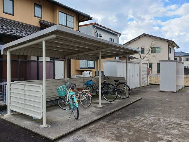 エリクシ－ルの内装