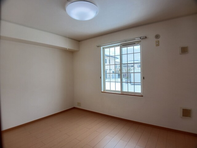 エリクシ－ルのその他