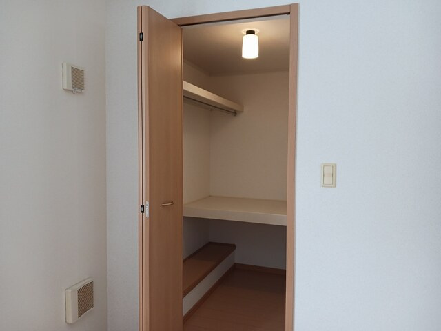 エリクシ－ルの駐車場