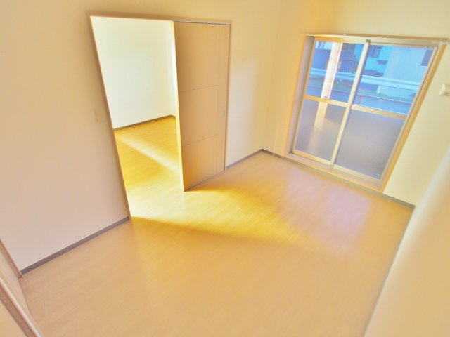 エミネンス大町の寝室