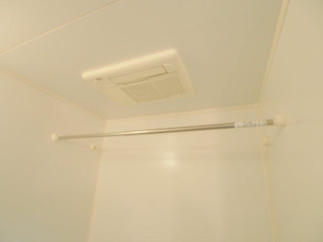 エミネンス大町の浴室