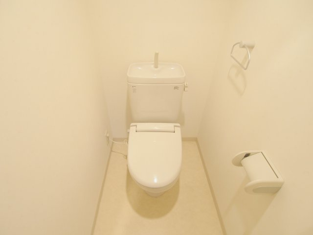 エミネンス大町のトイレ