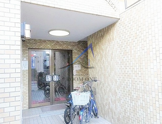 ライオンズマンション都立家政のエントランス|エントランスです。