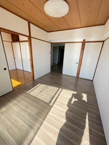 佐賀市木原２丁目の賃貸マンションの洋室