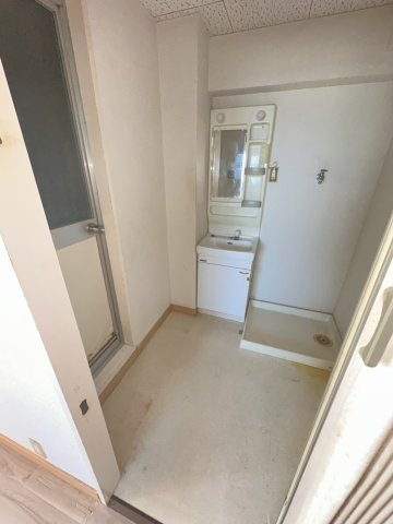 佐賀市木原２丁目の賃貸マンションの洗面所