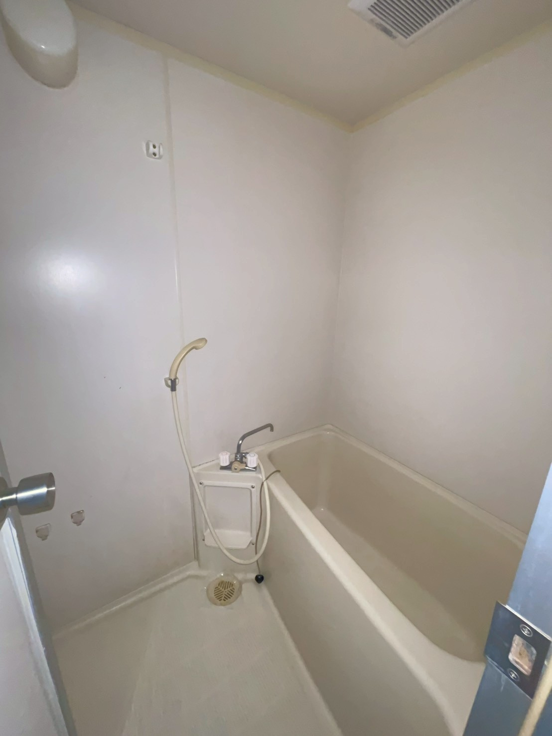 ハイツキーパルの浴室