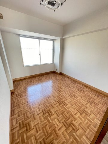 佐賀市木原２丁目の賃貸マンションの洋室