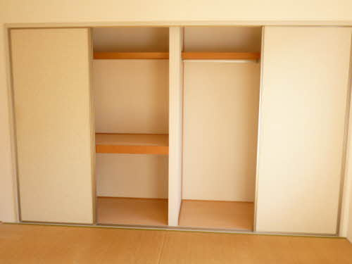 ルポ510　A棟の収納|こまごまとしたものを収納できそうですね