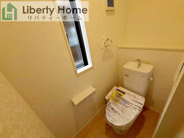 牛久市神谷第13　新築戸建のトイレ