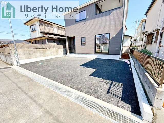 牛久市神谷第13　新築戸建の駐車場