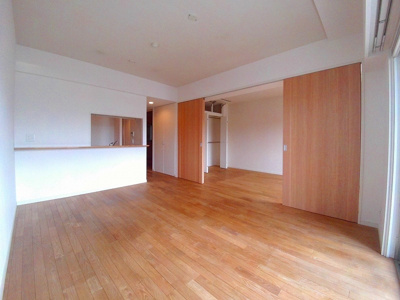 【居間・リビング】 | エコヴィレッジ志木 | 同マンション別号室