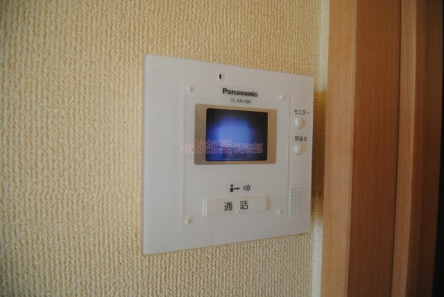 ブリエB棟のセキュリティ|モニター付きインターホン