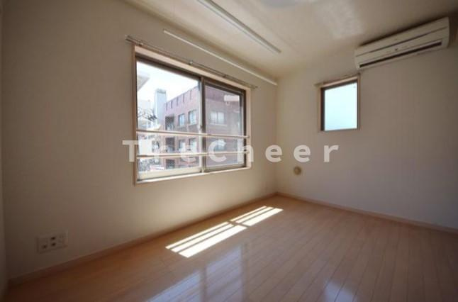 アムロゼッタ駒込の居間・リビング