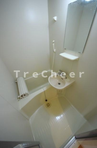 アムロゼッタ駒込の浴室