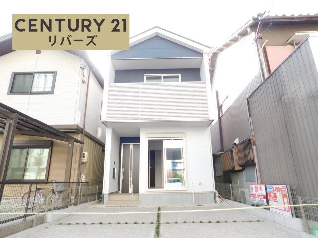 名古屋市中村区鴨付町１丁目の新築一戸建の外観|☆限定１棟☆　　いつでも見学出来ます♪（お問合せ当日、平日、水曜、夜間でもＯＫ）　駐車並列２台ＯＫ！　プライバシーを確保する２階リビング♪　全居室ＷＩＣ完備！　バス停徒歩１分♪　スーパー徒歩８分♪