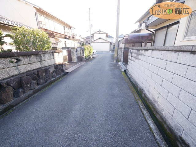 【前面道路含む現地写真】 | 姫路市西今宿6丁目　中古戸建
