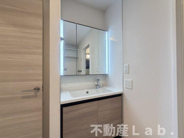 D-ROOM南高江の浴室