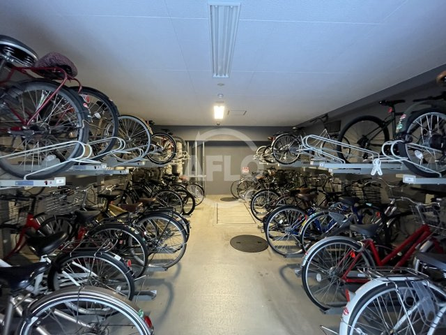 ファーストステージ江戸堀パークサイドのその他共用部分|ファーストステージ江戸堀パークサイド　駐輪場