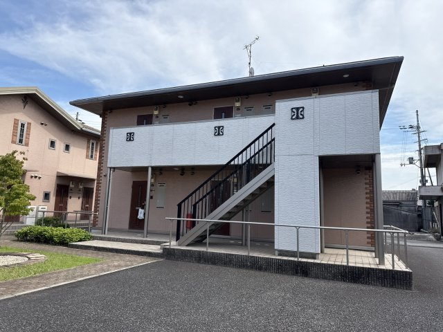 ウェルヴィラ A棟の外観