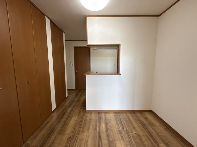 ウェルヴィラ A棟の居間・リビング