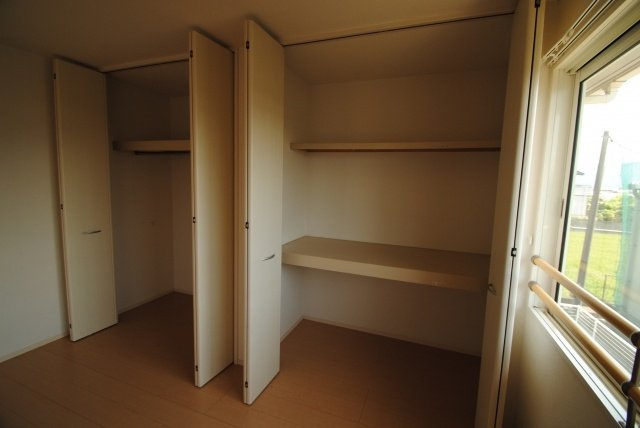 ラトンラヴール　Ⅱ番館の収納