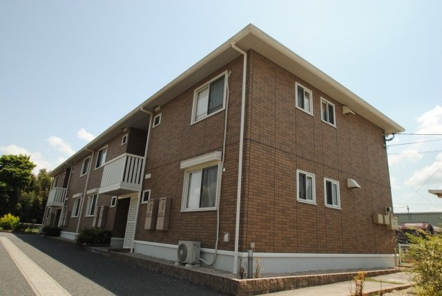 ラトンラヴール　Ⅱ番館の外観