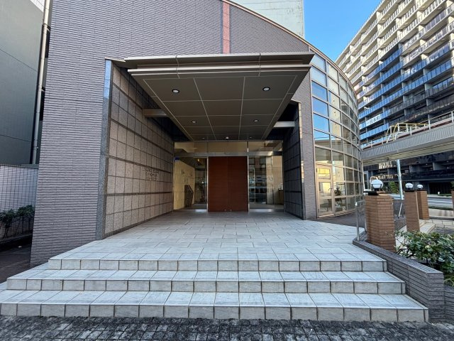 リーデンススクエア一宮