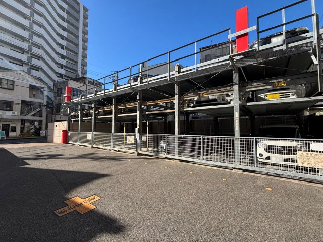 リーデンススクエア一宮の駐車場