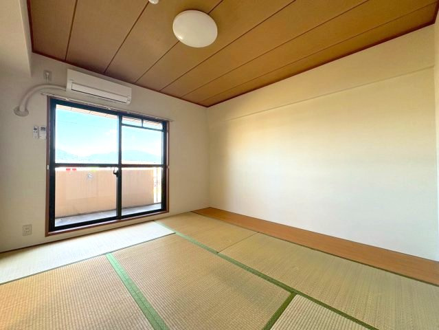 メゾンアザレアの和室
