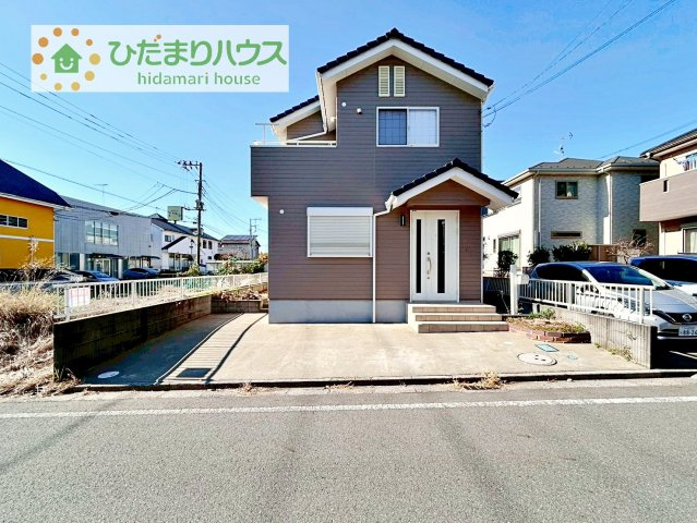 【駐車場】 | 守谷市松ケ丘３丁目　中古戸建 | 11/28撮影