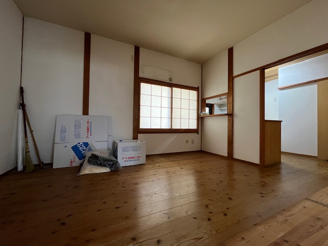 大師町貸家の居間・リビング