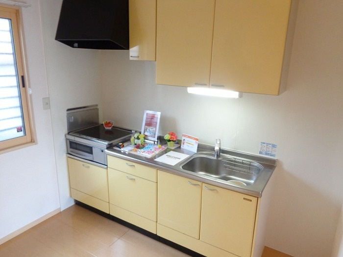 ウィルコート万々 A棟のキッチン|独立キッチン