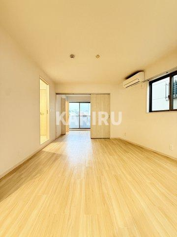 アルカンシェルコート緑橋の居間・リビング