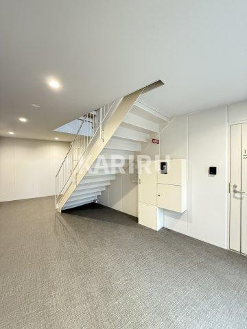 アルカンシェルコート緑橋のロビー