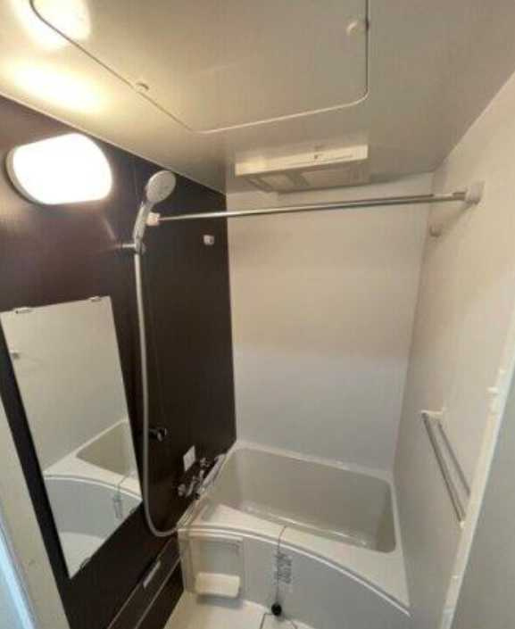 WINDS世田谷　敷金０　南西角部屋　築浅の浴室