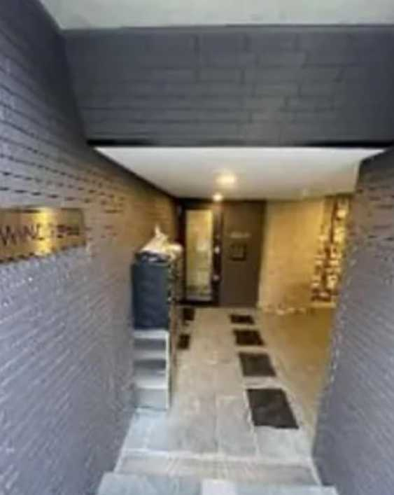 WINDS世田谷　敷金０　南西角部屋　築浅のエントランス