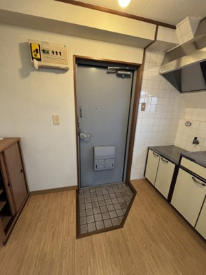 【玄関】 | 松沢生協ビル